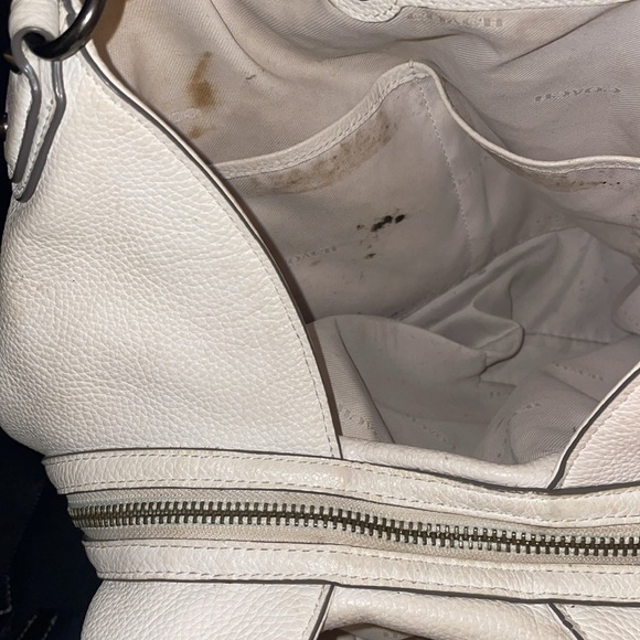 Coach - Picture 6 of 7